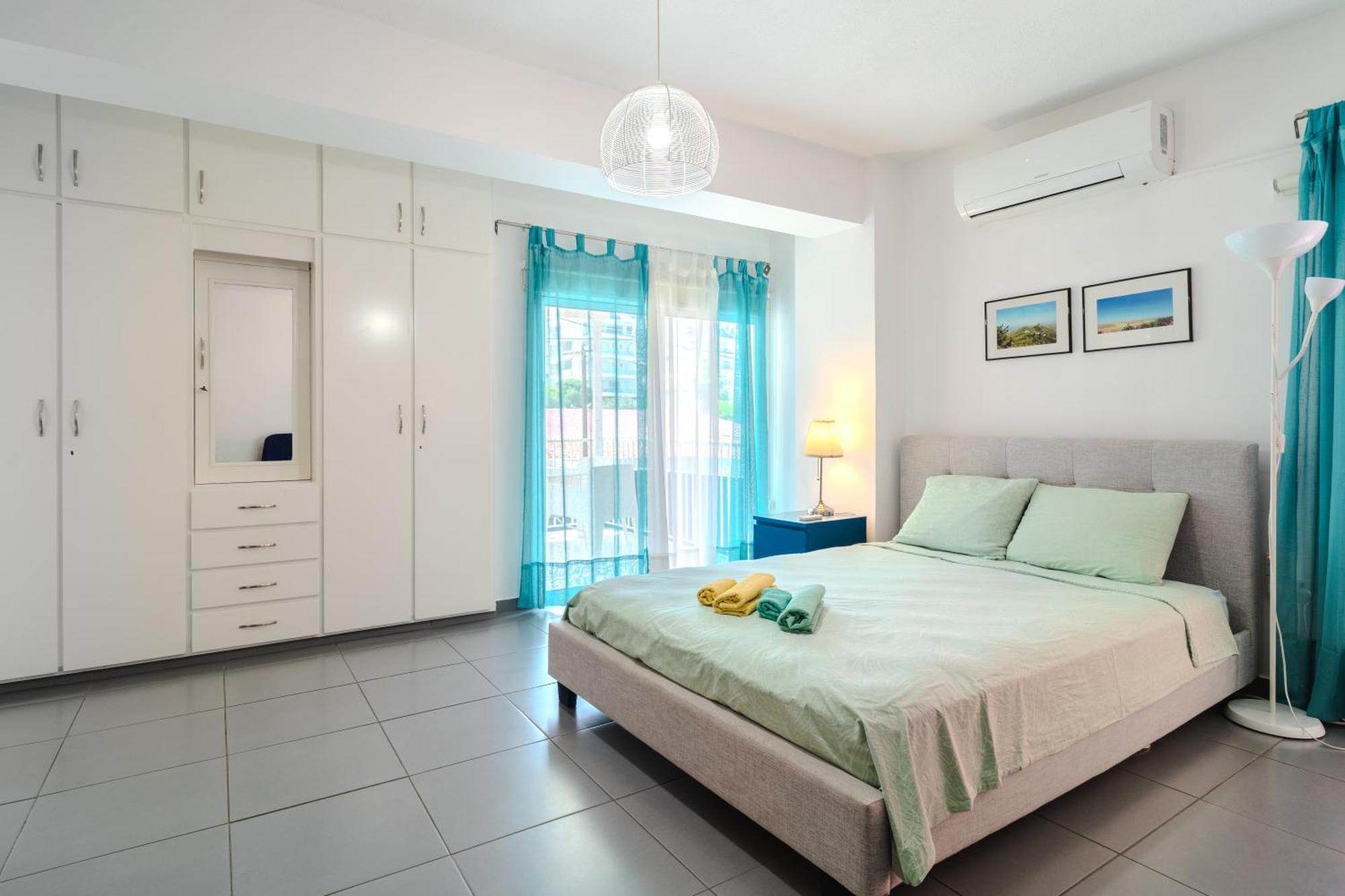 Mackenzie Blu Beach Studio Larnaca Extérieur photo