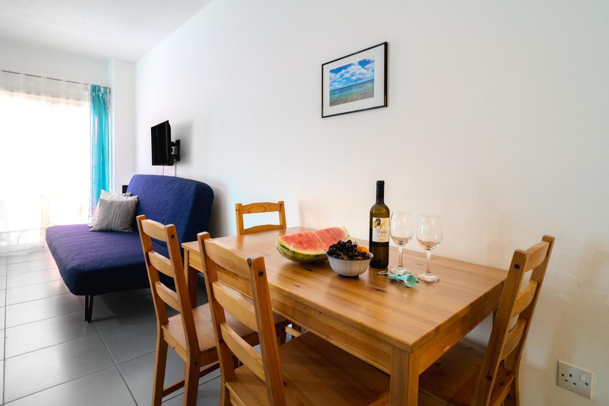 Mackenzie Blu Beach Studio Larnaca Extérieur photo